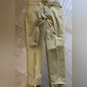 A New Day Jeans 8 Womens Regular Size Yellow Denim Straight Stretch Casual